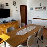 Mandic - Doma Kraj (Istria)